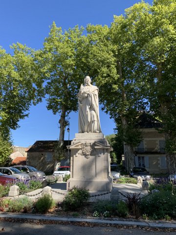 Statue of Cardinal Richelieu