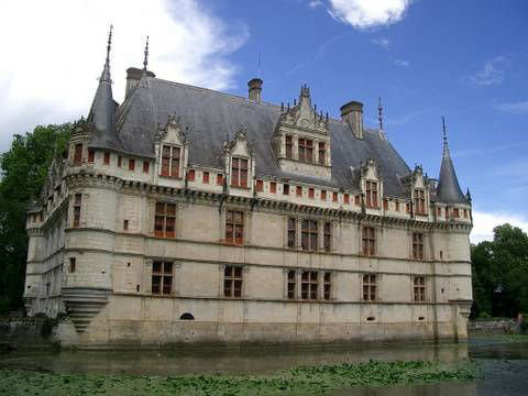Azay-le-Rideau is well worth visiting