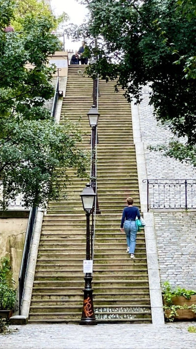 Katherine Watt found Montmartre filled her soul when she moved to live in Paris